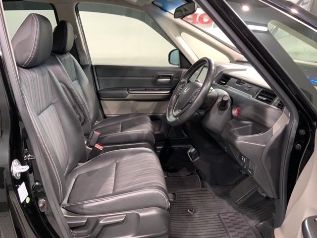 フリード+ G・ホンダセンシング 1年保証 ワンオ-ナ- ナビ TV Rカメラ BTオ-ディオ DVD ETC LEDライト 両側電動ドア VSA アルミ スマ-トキ- スペアキー 盗難防止装置 整備記録簿 ドアバイザ- Wエアバッグ(17枚目)