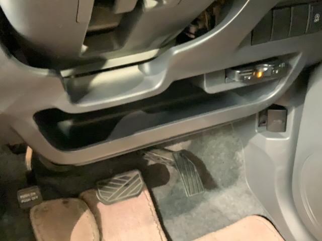 ＭＲワゴン Ｘ　保証付　ナビ　ＴＶ　ＢＴオ－ディオ　ＤＶＤ　ＥＴＣ　アルミ　スマ－トキ－　盗難防止装置　整備記録簿　ＡＡＣ　スペアキ－　ドアバイザ－　ベンチシ－ト　Ｗエアバッグ　禁煙　スマートキープッシュスタート（29枚目）