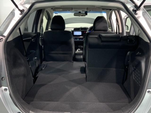 フィットハイブリッド Fパッケージ 1年保証 ナビVXM-194VFi TV Rカメラ BTオ-ディオ DVD ドラレコ ETC VSA スマ-トキ- スペアキ- 盗難防止装置 整備記録簿 ドアバイザ- AAC Wエアバッグ 記録簿有り(38枚目)