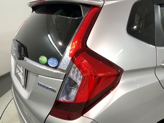 フィットハイブリッド Fパッケージ 1年保証 ナビVXM-194VFi TV Rカメラ BTオ-ディオ DVD ドラレコ ETC VSA スマ-トキ- スペアキ- 盗難防止装置 整備記録簿 ドアバイザ- AAC Wエアバッグ 記録簿有り(45枚目)