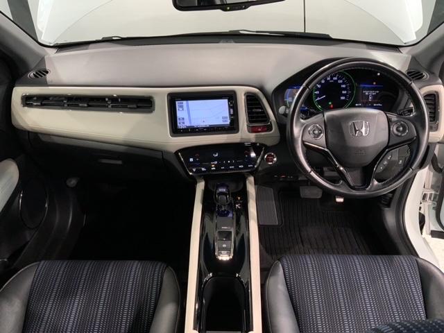 ヴェゼル ハイブリッドＺスタイルエディション　あんしんＰＫＧ　１年保証　ワンオーナー　ナビＶＸＭ－１６５ＶＦｉ　ＴＶ　Ｒカメラ　ＣＤ録音　ＢＴオ－ディオ　ＤＶＤ　ＥＴＣ　ＬＥＤライト　ＶＳＡ　シートヒーター　クルコン　アルミ　フォグ　スマートキー（8枚目）