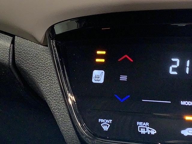 ヴェゼル ハイブリッドＺスタイルエディション　あんしんＰＫＧ　１年保証　ワンオーナー　ナビＶＸＭ－１６５ＶＦｉ　ＴＶ　Ｒカメラ　ＣＤ録音　ＢＴオ－ディオ　ＤＶＤ　ＥＴＣ　ＬＥＤライト　ＶＳＡ　シートヒーター　クルコン　アルミ　フォグ　スマートキー（13枚目）