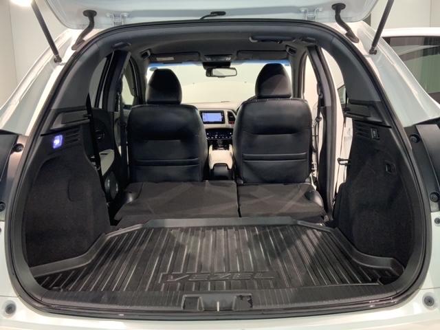 ヴェゼル ハイブリッドＺスタイルエディション　あんしんＰＫＧ　１年保証　ワンオーナー　ナビＶＸＭ－１６５ＶＦｉ　ＴＶ　Ｒカメラ　ＣＤ録音　ＢＴオ－ディオ　ＤＶＤ　ＥＴＣ　ＬＥＤライト　ＶＳＡ　シートヒーター　クルコン　アルミ　フォグ　スマートキー（19枚目）