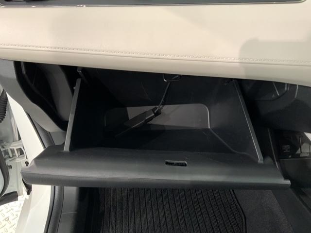 ヴェゼル ハイブリッドＺスタイルエディション　あんしんＰＫＧ　１年保証　ワンオーナー　ナビＶＸＭ－１６５ＶＦｉ　ＴＶ　Ｒカメラ　ＣＤ録音　ＢＴオ－ディオ　ＤＶＤ　ＥＴＣ　ＬＥＤライト　ＶＳＡ　シートヒーター　クルコン　アルミ　フォグ　スマートキー（26枚目）