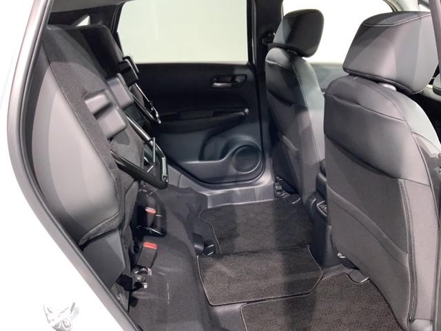 フィット e:HEVホーム H SENSING 新車保証 試乗車 ワンオーナー 純正ナビ TV Rカメラ BTオ-ディオ ETC LEDライト VSA クルコン スマートキー 盗難防止装置 整備記録簿 AAC Wエアバッグ(35枚目)