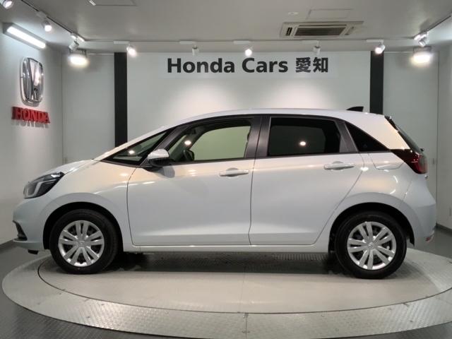 フィット e:HEVホーム H SENSING 新車保証 試乗車 ワンオーナー 純正ナビ TV Rカメラ BTオ-ディオ ETC LEDライト VSA クルコン スマートキー 盗難防止装置 整備記録簿 AAC Wエアバッグ(47枚目)