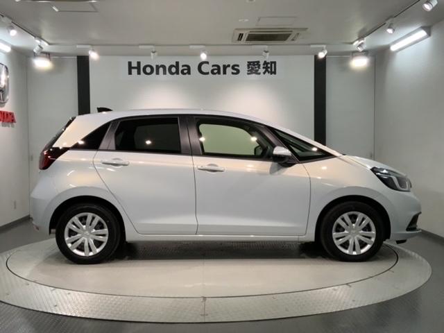 フィット e:HEVホーム H SENSING 新車保証 試乗車 ワンオーナー 純正ナビ TV Rカメラ BTオ-ディオ ETC LEDライト VSA クルコン スマートキー 盗難防止装置 整備記録簿 AAC Wエアバッグ(51枚目)