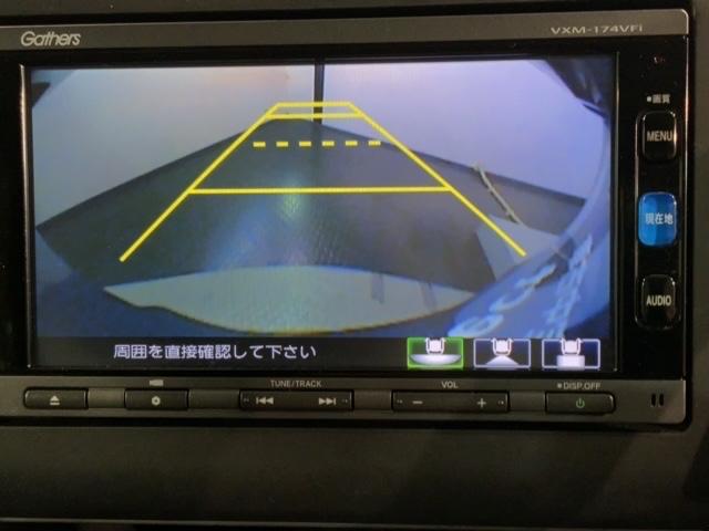 フリード Ｇ・ホンダセンシング　１年保証　ワンオーナー　ナビＶＸＭ－１７４ＶＦｉ　ＴＶ　Ｒカメラ　ＢＴオ－ディオ　ＤＶＤ　ＥＴＣ　ＬＥＤライト　ＶＳＡ　両側電動ドア　クルコン　アルミ　スマートキー　盗難防止装置　整備記録簿　ＡＡＣ（7枚目）