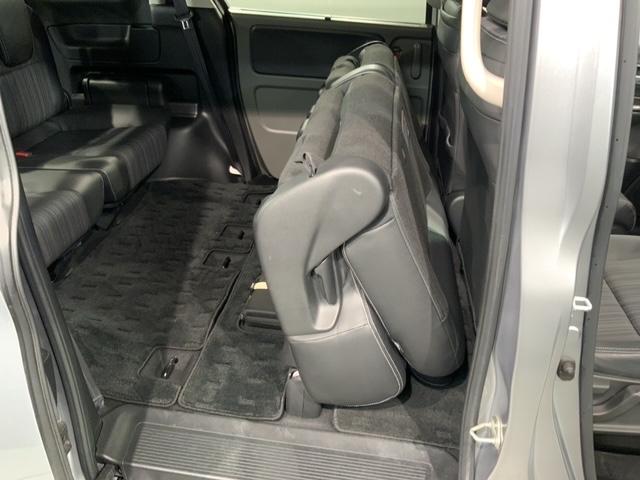 フリード Ｇ・ホンダセンシング　１年保証　ワンオーナー　ナビＶＸＭ－１７４ＶＦｉ　ＴＶ　Ｒカメラ　ＢＴオ－ディオ　ＤＶＤ　ＥＴＣ　ＬＥＤライト　ＶＳＡ　両側電動ドア　クルコン　アルミ　スマートキー　盗難防止装置　整備記録簿　ＡＡＣ（35枚目）