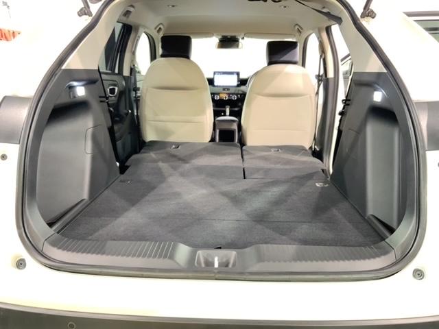 ヴェゼル ｅ：ＨＥＶＸ・ＨｕＮＴパッケージ　Ｈ　ＳＥＮＳＩＮＧ　新車保証　試乗車　ワンオーナー　ナビＬＸＭ－２４２ＺＦＮｉ　ＴＶ　Ｒカメラ　ＢＴオ－ディオ　ＥＴＣ　ＬＥＤライト　ＶＳＡ　シートヒーター　クルコン　アルミ　フォグ　スマートキー（19枚目）