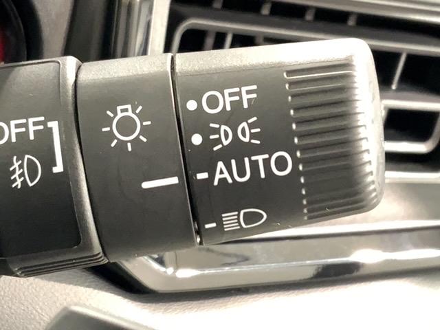 ＷＲ－Ｖ Ｚブラックスタイル　Ｈ　ＳＥＮＳＩＮＧ　新車保証　試乗車　ワンオーナー　ナビＬＸＭ－２４５ＺＦＥｉ　ＴＶ　Ｒカメラ　ＢＴオ－ディオ　ＥＴＣ　ＬＥＤライト　ＶＳＡ　クルコン　アルミ　フォグ　スマートキー　盗難防止装置（12枚目）