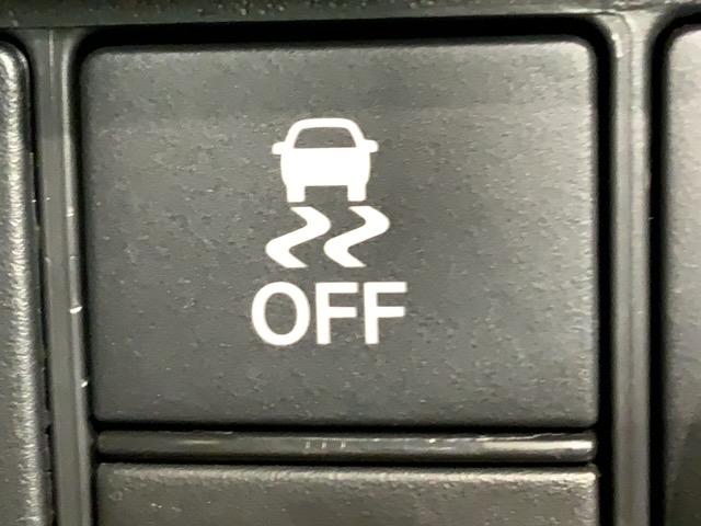 ＷＲ－Ｖ Ｚブラックスタイル　Ｈ　ＳＥＮＳＩＮＧ　新車保証　試乗車　ワンオーナー　ナビＬＸＭ－２４５ＺＦＥｉ　ＴＶ　Ｒカメラ　ＢＴオ－ディオ　ＥＴＣ　ＬＥＤライト　ＶＳＡ　クルコン　アルミ　フォグ　スマートキー　盗難防止装置（14枚目）