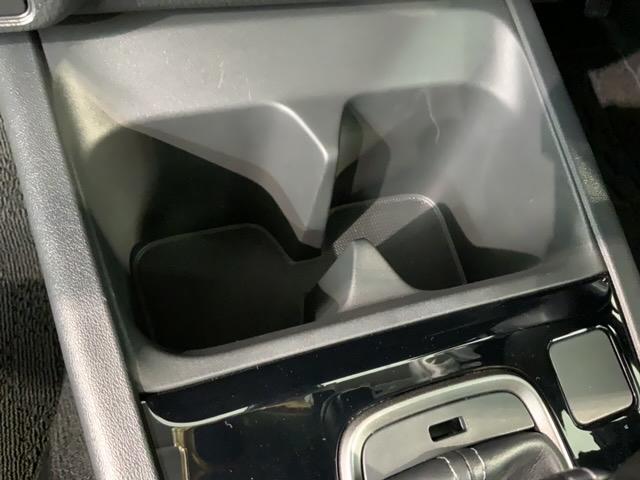 ＷＲ－Ｖ Ｚブラックスタイル　Ｈ　ＳＥＮＳＩＮＧ　新車保証　試乗車　ワンオーナー　ナビＬＸＭ－２４５ＺＦＥｉ　ＴＶ　Ｒカメラ　ＢＴオ－ディオ　ＥＴＣ　ＬＥＤライト　ＶＳＡ　クルコン　アルミ　フォグ　スマートキー　盗難防止装置（28枚目）