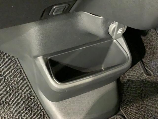 Ｎ－ＢＯＸカスタム ターボ　Ｈ　ＳＥＮＳＩＮＧ　新車保証　試乗車　ワンオ－ナ－　ナビＬＸＵ－２４２ＮＢｉ　ＴＶ　Ｒカメラ　ＣＤ録音　ＢＴオ－ディオ　ＤＶＤ　シ－トヒ－タ－　ＥＴＣ　ＬＥＤライト　両側電動ドア　横滑り防止　クルコン（29枚目）