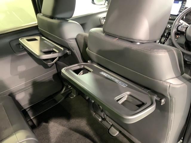 Ｎ－ＢＯＸカスタム ターボ　Ｈ　ＳＥＮＳＩＮＧ　新車保証　試乗車　ワンオ－ナ－　ナビＬＸＵ－２４２ＮＢｉ　ＴＶ　Ｒカメラ　ＣＤ録音　ＢＴオ－ディオ　ＤＶＤ　シ－トヒ－タ－　ＥＴＣ　ＬＥＤライト　両側電動ドア　横滑り防止　クルコン（30枚目）