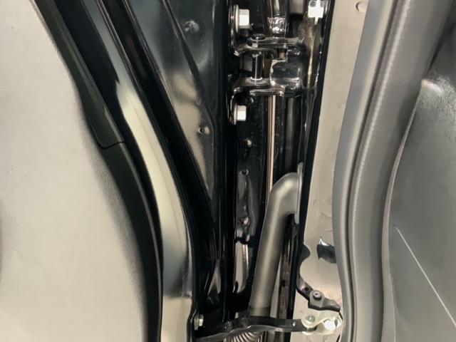 Ｎ－ＢＯＸカスタム ターボ　Ｈ　ＳＥＮＳＩＮＧ　新車保証　試乗車　ワンオ－ナ－　ナビＬＸＵ－２４２ＮＢｉ　ＴＶ　Ｒカメラ　ＣＤ録音　ＢＴオ－ディオ　ＤＶＤ　シ－トヒ－タ－　ＥＴＣ　ＬＥＤライト　両側電動ドア　横滑り防止　クルコン（42枚目）