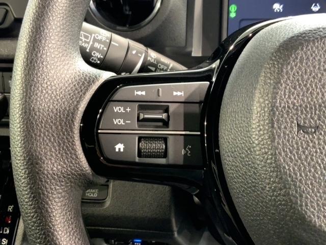 Ｎ－ＢＯＸカスタム ベースグレード　Ｈ　ＳＥＮＳＩＮＧ　新車保証　試乗車　ワンオーナー　ナビＬＸＵ－２４２ＮＢｉ　ＴＶ　Ｒカメラ　マルチビュー　ＣＤ録音　ＢＴオ－ディオ　ＤＶＤ　シートヒーター　ＥＴＣ　ＬＥＤライト　ＶＳＡ　両側電動ドア（10枚目）