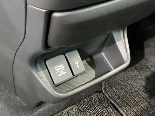 フリード Ｇブラックスタイル　Ｈ　ＳＥＮＳＩＮＧ　最長５年保証　ナビＶＸＭ－２２５Ｃｉ　Ｒカメラ　ＢＴオ－ディオ　ドラレコ　ＥＴＣ　ＬＥＤライト　両側電動ドア　ＶＳＡ　シ－トヒ－タ－　クルコン　アルミ　スマ－トキ－　盗難防止装置（28枚目）