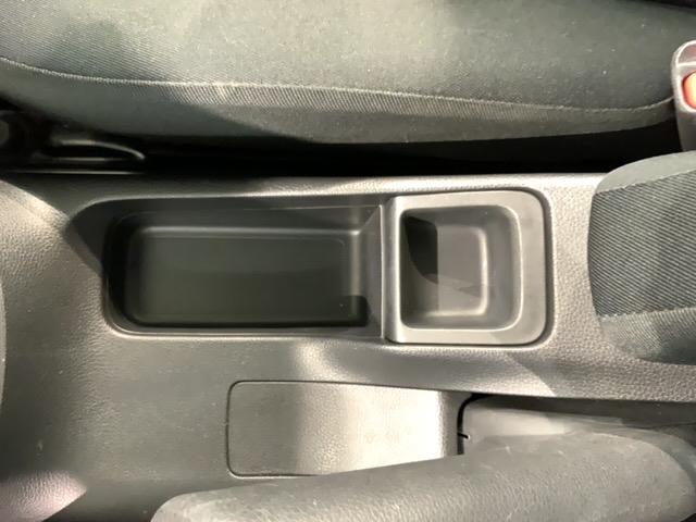 フィット 13G・Lホンダセンシング 最長5年保証 ナビVXM-204VFi TV Rカメラ CD録音 BTオ-ディオ DVD ETC LEDライト VSA スマ-トキ- スペアキー 盗難防止装置 整備記録簿 AAC Wエアバッグ USB(28枚目)