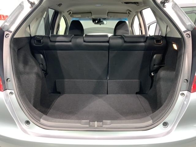 フィット 13G・Lホンダセンシング 最長5年保証 ナビVXM-204VFi TV Rカメラ CD録音 BTオ-ディオ DVD ETC LEDライト VSA スマ-トキ- スペアキー 盗難防止装置 整備記録簿 AAC Wエアバッグ USB(36枚目)