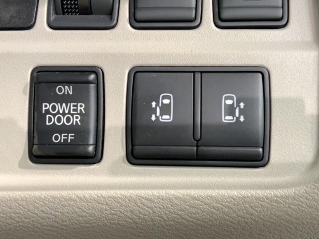 セレナ X 1年保証 純正ナビ TV Rカメラ CD録音 BTオ-ディオ DVD Rモニター ETC 横滑り防止 両側電動ドア クルコン スマートキー 盗難防止装置 整備記録簿 AAC Wエアバッグ ドアバイザー(13枚目)