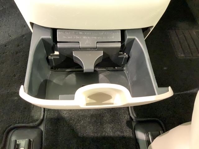 セレナ X 1年保証 純正ナビ TV Rカメラ CD録音 BTオ-ディオ DVD Rモニター ETC 横滑り防止 両側電動ドア クルコン スマートキー 盗難防止装置 整備記録簿 AAC Wエアバッグ ドアバイザー(26枚目)