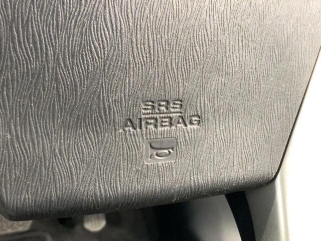 アクア S 1年保証 ナビ TV DVD ETC LEDライト アルミ フォグ スマートキー 盗難防止装置 整備記録簿 AAC Wエアバッグ ドアバイザー キーレスエントリ LEDヘッドライト フルセグ地デジ(22枚目)