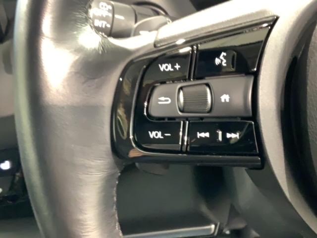 ヴェゼル ｅ：ＨＥＶＺ　Ｈ　ＳＥＮＳＩＮＧ　最長５年保証　純正ナビ　ＴＶ　Ｒカメラ　マルチビュー　ＢＴオ－ディオ　ＥＴＣ　ＬＥＤライト　ＶＳＡ　シートヒーター　クルコン　Ｐテールゲート　アルミ　フォグ　スマートキー　ＡＡＣ（10枚目）