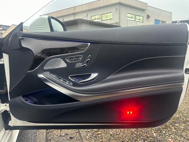 Ｓクラス Ｓ５５０　クーペ　ＡＭＧライン　新品Ｓ６３仕様バンパー！新品Ｓ６３仕様リアディフーザー！４本出しマフラーカッター！パナメリカーナグリル！新品６３仕様２０インチアルミホイール！新品タイヤ！ＡＭＧ純正フロントバッジ！ローダウン！（36枚目）