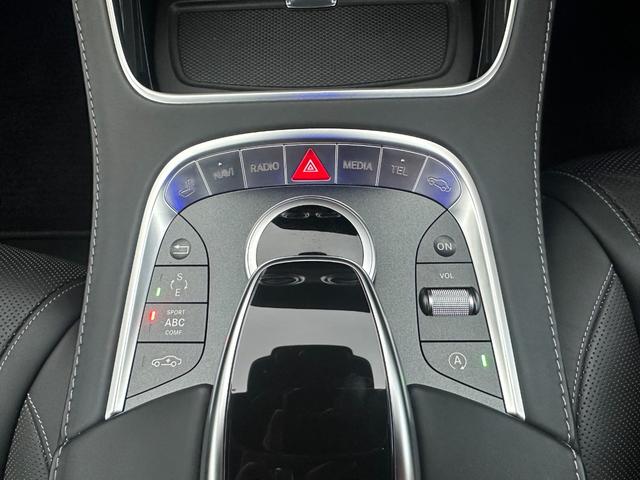 Ｓクラス Ｓ５５０　クーペ　ＡＭＧライン　新品Ｓ６３仕様バンパー！新品Ｓ６３仕様リアディフーザー！４本出しマフラーカッター！パナメリカーナグリル！新品６３仕様２０インチアルミホイール！新品タイヤ！ＡＭＧ純正フロントバッジ！ローダウン！（47枚目）