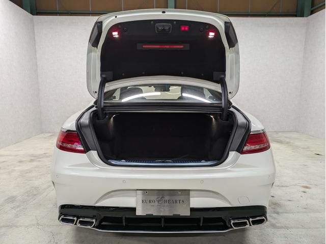 Ｓクラス Ｓ５５０　クーペ　ＡＭＧライン　新品Ｓ６３仕様バンパー！新品Ｓ６３仕様リアディフーザー！４本出しマフラーカッター！パナメリカーナグリル！新品６３仕様２０インチアルミホイール！新品タイヤ！ＡＭＧ純正フロントバッジ！ローダウン！（66枚目）