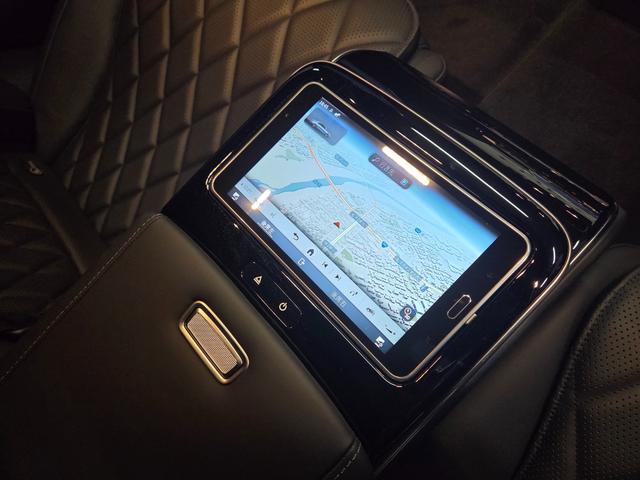 Sクラス S580 4マチックロング リアエンタテイメント 新品S63E仕様エアロ 新品S63仕様21AW レザーエクスクルーシブ ARヘッドアップ 3Dコックピット 新品トランクスポイラ 新品ロワリングキット  ブルメスター(63枚目)