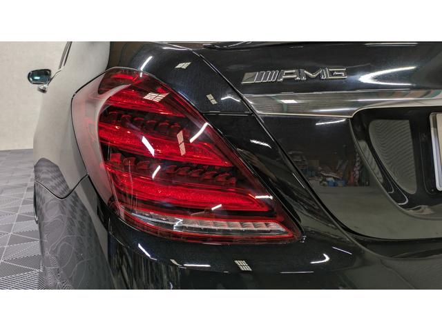 Ｓ５５０ロング　新品Ｓ６３後期仕様フルエアロ＆２０ＡＷ＆新品タイヤ　新品後期仕様ヘッドライト＆テールランプ　新品ロワリングキット　パノラマルーフ　ＡＭＧスポーツＰＫＧ　全周囲カメラ　右ハンドル　新品トランクスポイラー(25枚目)