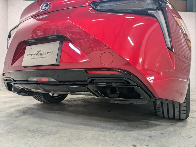 ＬＣ ＬＣ５００ｈ　ＨＵＤ　純正２１インチＡＷブラックペイント　新品タイヤ　レクサスセーフティーセンスプラス　レーダークルーズコントロール　レーンキーピングアシスト　ＢＳＭ　ＣＦＲＰルーフ　各所ブラックペイントカスタム（17枚目）