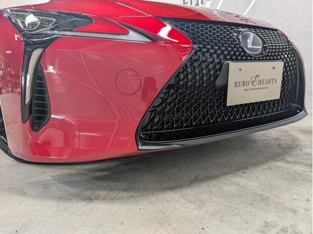 ＬＣ ＬＣ５００ｈ　ＨＵＤ　純正２１インチＡＷブラックペイント　新品タイヤ　レクサスセーフティーセンスプラス　レーダークルーズコントロール　レーンキーピングアシスト　ＢＳＭ　ＣＦＲＰルーフ　各所ブラックペイントカスタム（25枚目）