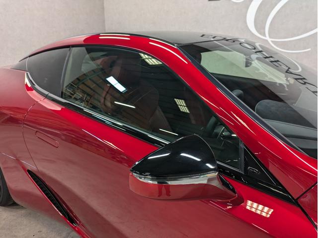 ＬＣ ＬＣ５００ｈ　ＨＵＤ　純正２１インチＡＷブラックペイント　新品タイヤ　レクサスセーフティーセンスプラス　レーダークルーズコントロール　レーンキーピングアシスト　ＢＳＭ　ＣＦＲＰルーフ　各所ブラックペイントカスタム（29枚目）