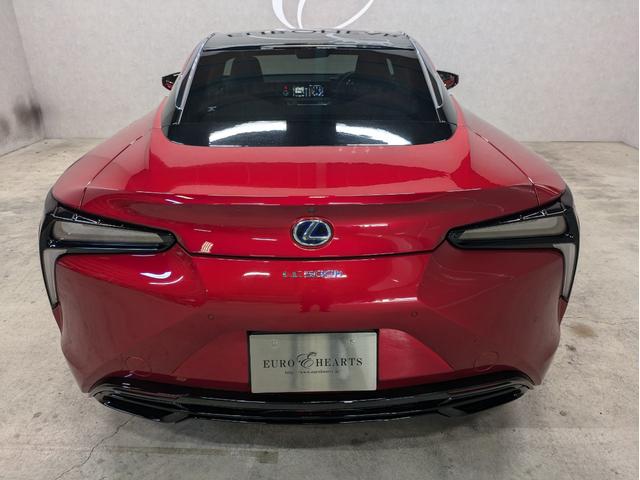 ＬＣ ＬＣ５００ｈ　ＨＵＤ　純正２１インチＡＷブラックペイント　新品タイヤ　レクサスセーフティーセンスプラス　レーダークルーズコントロール　レーンキーピングアシスト　ＢＳＭ　ＣＦＲＰルーフ　各所ブラックペイントカスタム（40枚目）