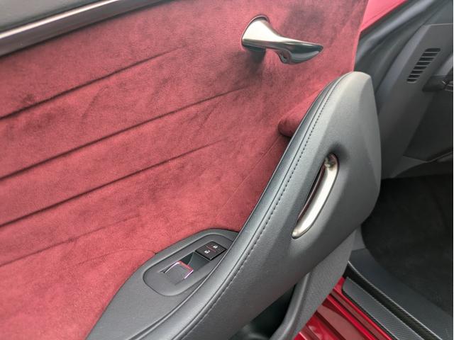 ＬＣ ＬＣ５００ｈ　ＨＵＤ　純正２１インチＡＷブラックペイント　新品タイヤ　レクサスセーフティーセンスプラス　レーダークルーズコントロール　レーンキーピングアシスト　ＢＳＭ　ＣＦＲＰルーフ　各所ブラックペイントカスタム（72枚目）