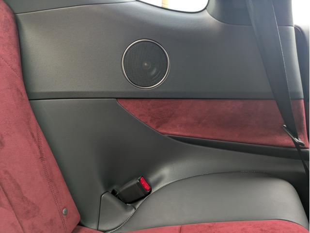 ＬＣ ＬＣ５００ｈ　ＨＵＤ　純正２１インチＡＷブラックペイント　新品タイヤ　レクサスセーフティーセンスプラス　レーダークルーズコントロール　レーンキーピングアシスト　ＢＳＭ　ＣＦＲＰルーフ　各所ブラックペイントカスタム（76枚目）