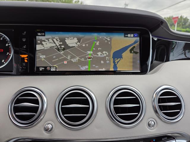 Ｓクラス Ｓ５５０　４マチック　クーペ　エディション　１　左ハンドル　１８８台限定車　スワロクリスタルＰＫＧ　ナイトビューアシスト　デジーノインテリア　白革エアシート　後期Ｓ６３仕様エアロ＆グリル＆２０インチＡＷ＆レッドキャリパ　３６０°カメラ　全塗装済黒（8枚目）