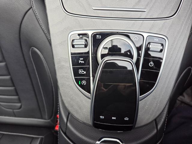 ＣＬＳクラス ＣＬＳ２２０ｄ　スポーツ　黒革シート　ＧＴ６３仕様フロントバンパー　ＧＴ６３仕様リアバンパー＆ディフューザー　パナメリカーナグリル　６３仕様２０ＡＷ　４本出しマフラーカッター　パワートランク　３６０カメラ　シートヒーター（10枚目）