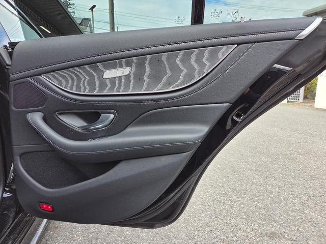 ＣＬＳクラス ＣＬＳ２２０ｄ　スポーツ　黒革シート　ＧＴ６３仕様フロントバンパー　ＧＴ６３仕様リアバンパー＆ディフューザー　パナメリカーナグリル　６３仕様２０ＡＷ　４本出しマフラーカッター　パワートランク　３６０カメラ　シートヒーター（79枚目）