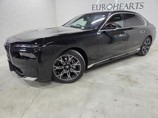 7シリーズ 740d xDrive エクセレンス 740d xDrive エクセレンス オートマチックドア マッサージシート シートベンチレーション パワーシート 置くだけ充電 サンルーフ 360度カメラ パドルシフト アップルカープレイ(5枚目)