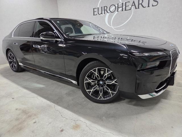 7シリーズ 740d xDrive エクセレンス 740d xDrive エクセレンス オートマチックドア マッサージシート シートベンチレーション パワーシート 置くだけ充電 サンルーフ 360度カメラ パドルシフト アップルカープレイ(22枚目)