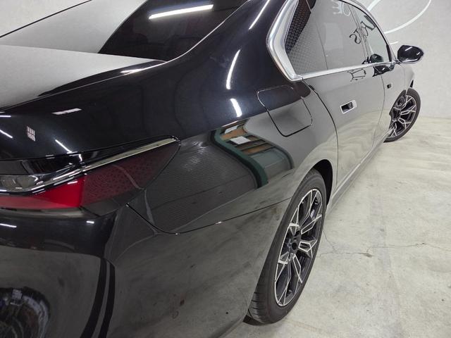 7シリーズ 740d xDrive エクセレンス 740d xDrive エクセレンス オートマチックドア マッサージシート シートベンチレーション パワーシート 置くだけ充電 サンルーフ 360度カメラ パドルシフト アップルカープレイ(40枚目)
