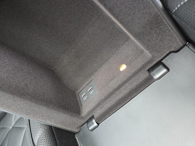 7シリーズ 740d xDrive エクセレンス 740d xDrive エクセレンス オートマチックドア マッサージシート シートベンチレーション パワーシート 置くだけ充電 サンルーフ 360度カメラ パドルシフト アップルカープレイ(79枚目)