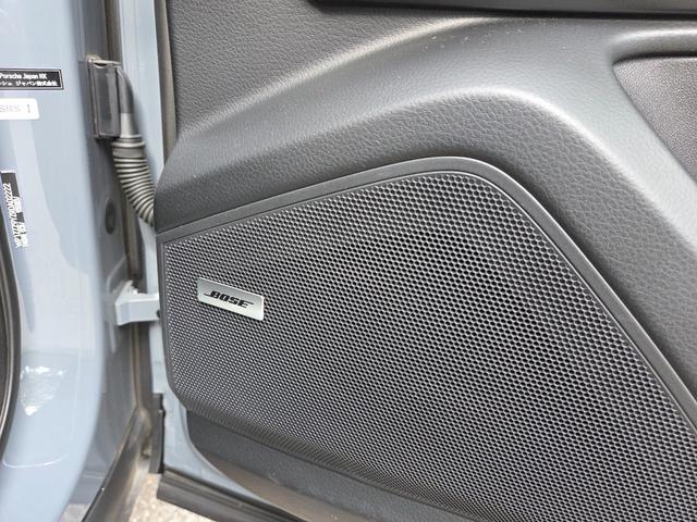 カイエン ベースグレード 21インチカイエンターボAW マトリックスLEDヘッド パノラマルーフ パッセンジャーディスプレイ BOSEサウンド スポーツクロノ スポーツテール LEDテール ソフトクローズドア GTステアリング(15枚目)