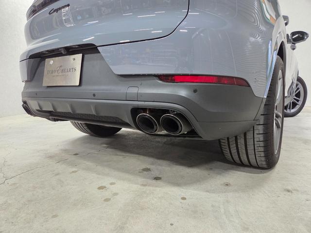 カイエン ベースグレード 21インチカイエンターボAW マトリックスLEDヘッド パノラマルーフ パッセンジャーディスプレイ BOSEサウンド スポーツクロノ スポーツテール LEDテール ソフトクローズドア GTステアリング(18枚目)