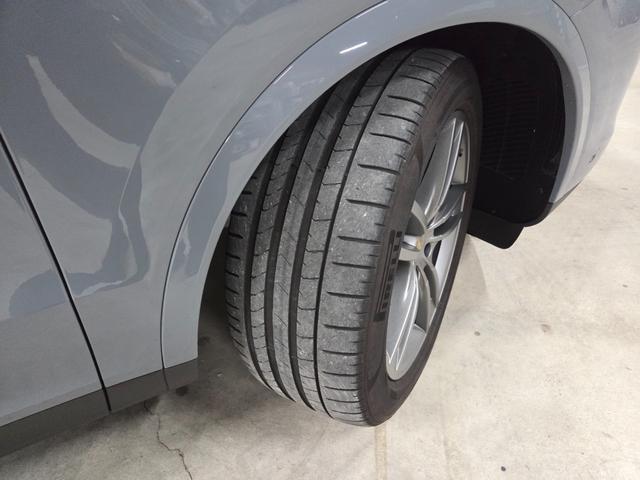 カイエン ベースグレード 21インチカイエンターボAW マトリックスLEDヘッド パノラマルーフ パッセンジャーディスプレイ BOSEサウンド スポーツクロノ スポーツテール LEDテール ソフトクローズドア GTステアリング(23枚目)