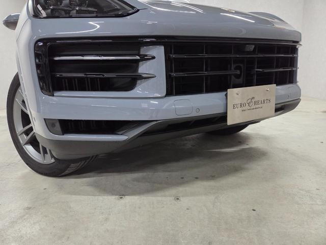 カイエン ベースグレード 21インチカイエンターボAW マトリックスLEDヘッド パノラマルーフ パッセンジャーディスプレイ BOSEサウンド スポーツクロノ スポーツテール LEDテール ソフトクローズドア GTステアリング(25枚目)